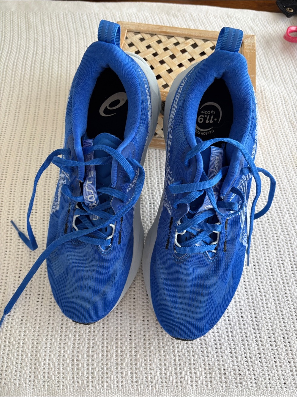 Asics Novablast Men's Bright Blue Lightweight Running Trainers - Picture 9 of 9